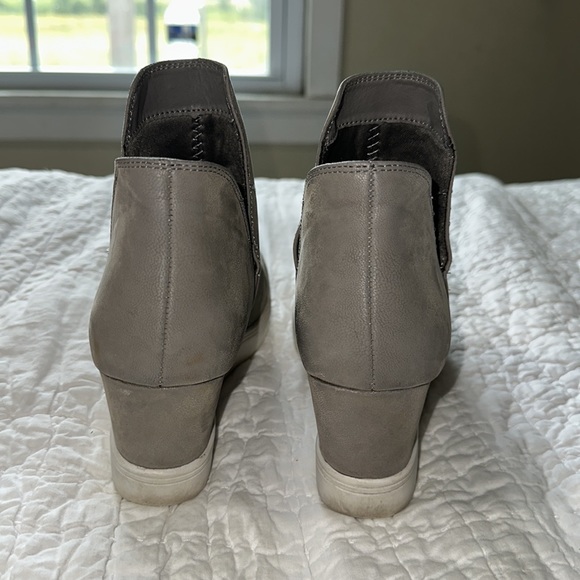 Altar’d State Booties Hightop Ankle Boots Wedge Platform Gray Size 7 - Picture 5 of 5